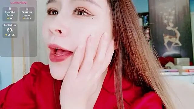 HU131452 online show from April 26, 10:07 pm