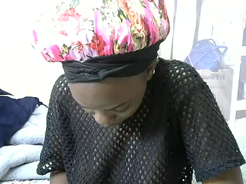 beauty petite online show from May 5, 7:38 am