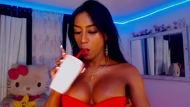 Snapshot of touchm_cockhard chatting on February 15, 6:12 am touchm cockhard online show from February 15, 6:12 am