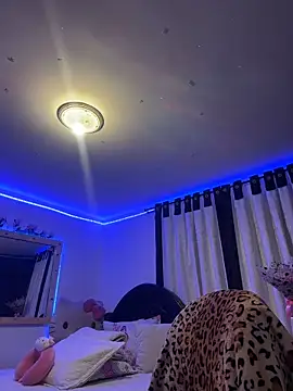 Snapshot of touchm_cockhard chatting on November 14, 3:49 am touchm cockhard online show from November 14, 3:49 am