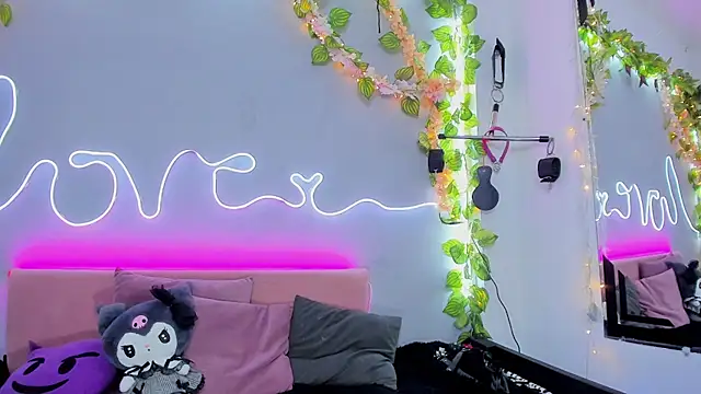 Snapshot of YouliteSllut2 chatting on January 28, 5:11 am YouliteSllut2 online show from January 28, 5:11 am