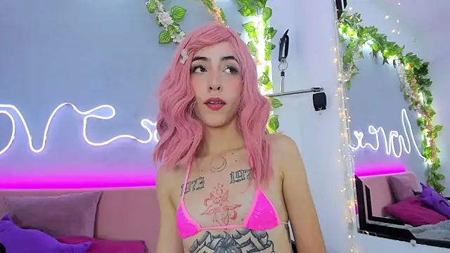 Snapshot of YouliteSllut2 chatting on March 19, 9:05 pm YouliteSllut2 online show from March 19, 9:05 pm