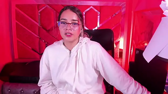 Olivia Fox69 online show from March 3, 3:12 am