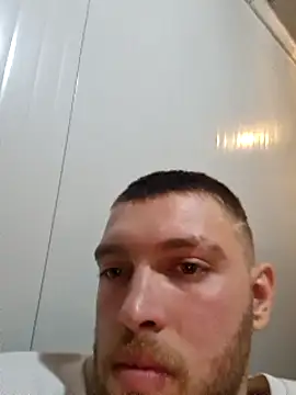 Snapshot of Franso13 chatting on December 22, 9:53 pm Franso13 online show from December 22, 9:53 pm