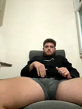 Snapshot of Franso13 chatting on October 26, 12:49 am Franso13 online show from October 26, 12:49 am