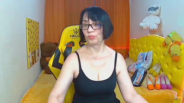 Snapshot of SandraHormas chatting on February 15, 8:00 am SandraHormas online show from February 15, 8:00 am