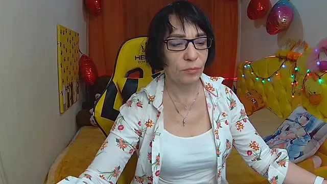 Snapshot of SandraHormas chatting on March 20, 11:27 am SandraHormas online show from March 20, 11:27 am