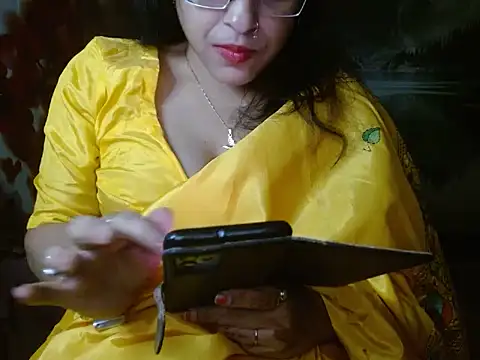 LOVERIAKOL online show from December 18, 7:04 am