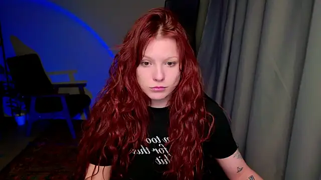Snapshot of Elsie_Ginger chatting on April 29, 9:32 pm Elsie Ginger online show from April 29, 9:32 pm