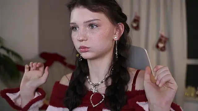 CindyGarrison online show from December 17, 10:49 pm