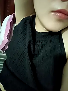 Sexyass13 online show from September 14, 6:18 pm