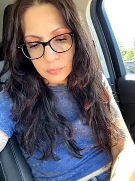 BeautifulMesss online show from September 19, 5:35 pm