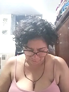 Snapshot of sorbetico_perverse chatting on May 9, 12:43 pm sorbetico perverse online show from May 9, 12:43 pm