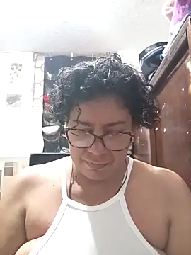 Snapshot of sorbetico_perverse chatting on May 10, 1:27 pm sorbetico perverse online show from May 10, 1:27 pm