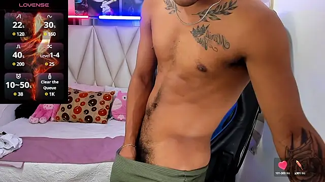 Snapshot of Backsex_boy chatting on February 12, 7:13 pm Backsex boy online show from February 12, 7:13 pm
