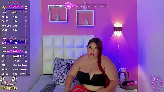 Alanna hot3 online show from April 15, 7:43 pm