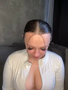 riri bstvx online show from February 27, 1:07 pm