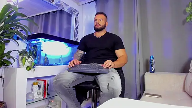 Johnnygrayson1 online show from January 23, 12:35 am