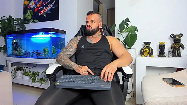 Johnnygrayson1 online show from September 9, 11:59 pm