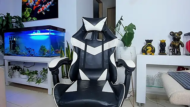 Johnnygrayson1 online show from October 1, 1:55 am