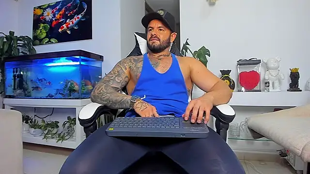 Johnnygrayson1 online show from October 3, 12:51 am