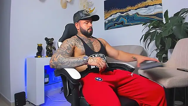 Johnnygrayson1 online show from January 9, 12:24 am