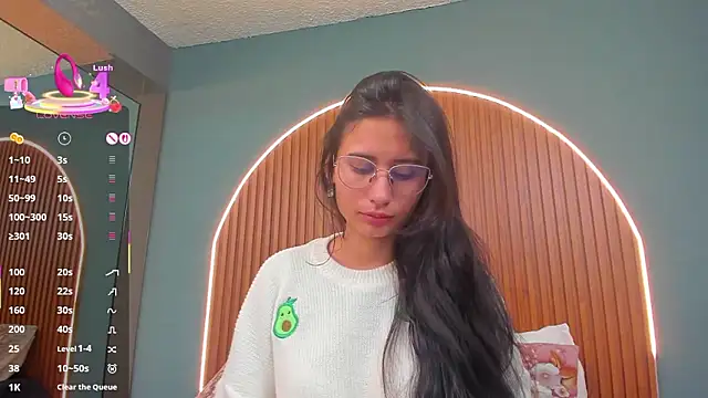 NayeCloud online show from January 8, 3:42 am