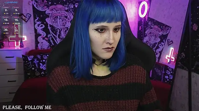 little Elika online show from January 10, 10:25 pm