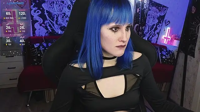 little Elika online show from February 5, 10:33 pm