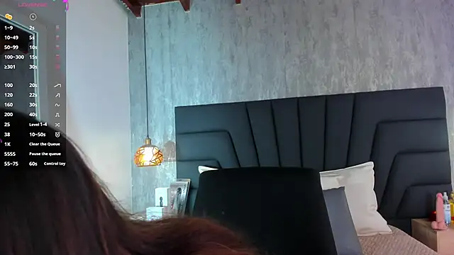 Snapshot of Sabrina_Lennox chatting on February 21, 7:32 pm Sabrina Lennox online show from February 21, 7:32 pm
