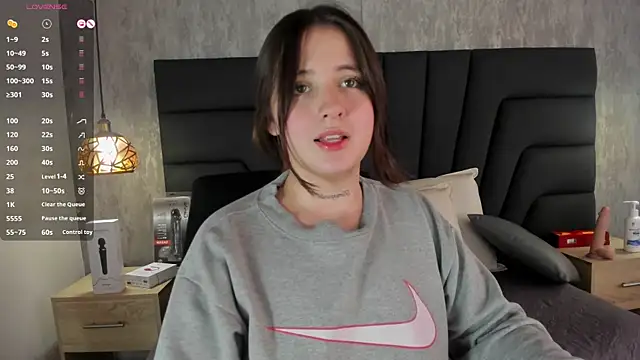 Snapshot of Sabrina_Lennox chatting on March 7, 10:43 pm Sabrina Lennox online show from March 7, 10:43 pm