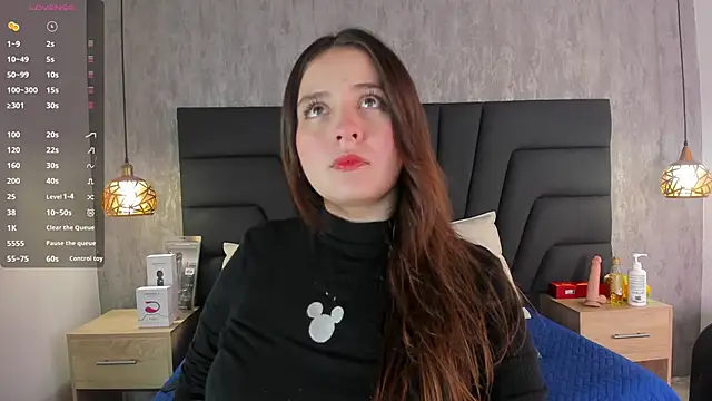 Snapshot of Sabrina_Lennox chatting on March 19, 9:27 pm Sabrina Lennox online show from March 19, 9:27 pm