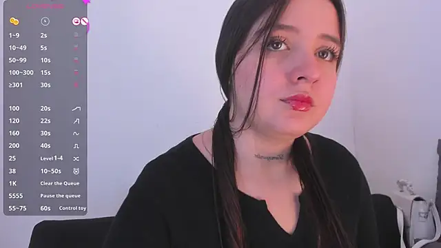 Sabrina Lennox online show from July 10, 7:05 pm