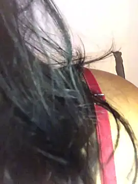 Snapshot of lollitta-33677 chatting on February 8, 6:54 am lollitta-33677 online show from February 8, 6:54 am