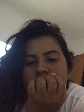 Snapshot of lollitta-33677 chatting on March 3, 6:37 am lollitta-33677 online show from March 3, 6:37 am