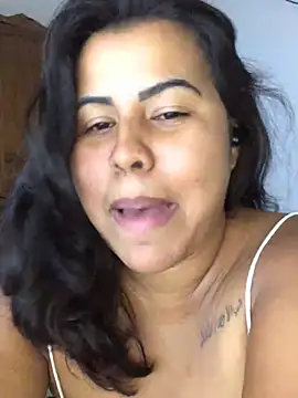 Snapshot of lollitta-33677 chatting on March 6, 7:14 am lollitta-33677 online show from March 6, 7:14 am