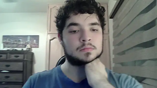 Himbo fox online show from June 15, 7:43 am