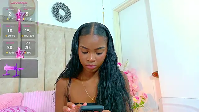 ShanelWest online show from December 1, 1:27 pm