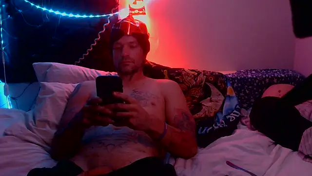 Snapshot of TheOneYouLove69 chatting on October 7, 7:05 am TheOneYouLove69 online show from October 7, 7:05 am