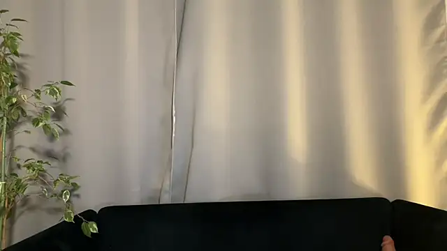 Snapshot of weshycouple chatting on February 2, 7:14 pm weshycouple online show from February 2, 7:14 pm
