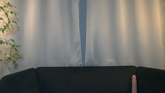 Snapshot of weshycouple chatting on March 22, 6:47 pm weshycouple online show from March 22, 6:47 pm