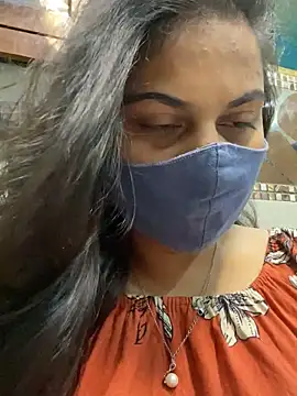 HaaniKaur online show from January 11, 4:46 pm