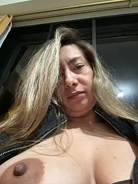 xLadyScarlettx online show from February 4, 1:34 am