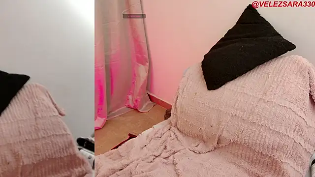 Snapshot of sara_smith45 chatting on February 4, 11:05 am sara smith45 online show from February 4, 11:05 am