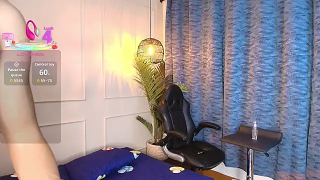 Snapshot of luandy chatting on November 24, 7:24 pm luandy online show from November 24, 7:24 pm