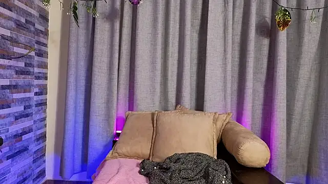 Hairyandsexysalma online show from October 9, 6:33 am