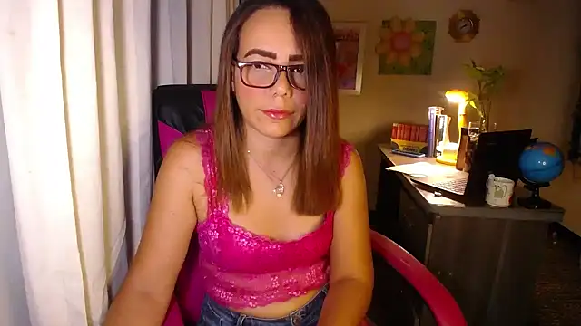 danielle rose 1 online show from May 31, 5:53 pm