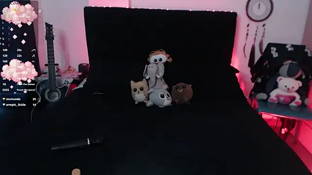 Snapshot of Theprojectsaraa chatting on December 17, 7:59 pm Theprojectsaraa online show from December 17, 7:59 pm