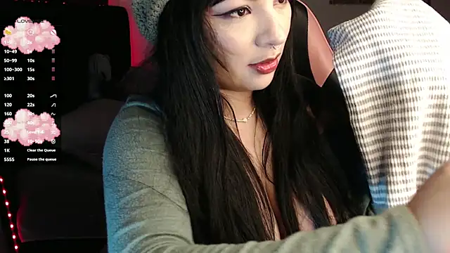 Snapshot of Theprojectsaraa chatting on November 14, 1:32 pm Theprojectsaraa online show from November 14, 1:32 pm