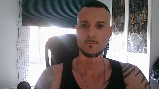 gabrielsaiyann online show from February 18, 4:14 pm